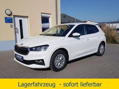 gebraucht Skoda Fabia Top Selection Klimaauto SmartLink 15 Zoll LM Sunset Licht- und Regensensor