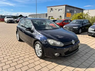 Gebraucht VW Golf VI Style 105 PS (77 kW) 2011 Blau Kleinwagen