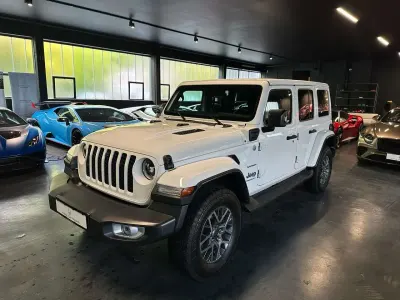 Gebraucht Jeep Wrangler Unlimited Sahara 381 PS (280 kW) 2023 Bright white SUV