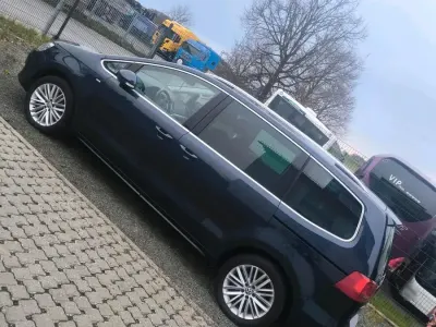 Gebraucht VW Touran 140 PS (102 kW) 2015 Blau Van / Kleinbus
