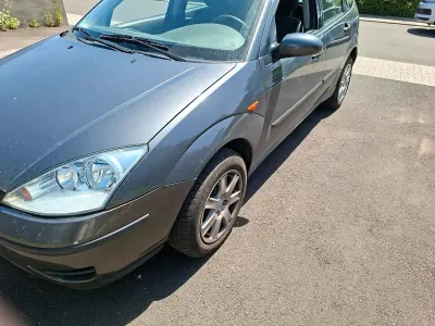Gebraucht Ford Focus 75 PS (55 kW) 2004 Grau Limousine