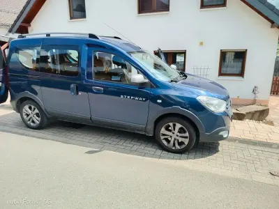 Gebraucht Dacia Dokker Stepway 116 PS (85 kW) 2016 Blau Van / Kleinbus