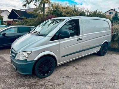 Silber Gebraucht 2011 Mercedes Vito Van | 5.200 €