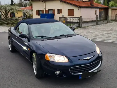 Second-hand Chrysler Sebring Cabriolet Limited 203 CP (149 kW) 2003 Albastru Cabrio
