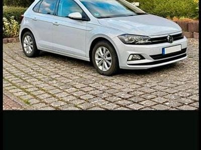 Gebraucht VW Polo Comfortline 95 PS (69 kW) 2019 Weiß Kleinwagen