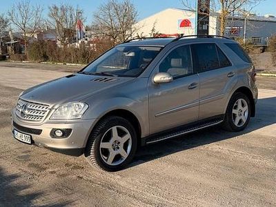 Gebraucht Mercedes ML320 Sport 250 PS (183 kW) 2006 Silber SUV
