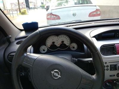 Usata Opel Corsa Basis 54 CV (39 kW) 2007 Grigio Utilitaria