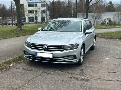 Gebraucht VW Passat Business 150 PS (110 kW) 2022 Silber Kombi