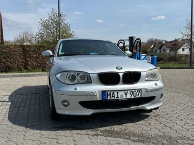 BMW 120