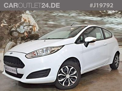 Gebraucht Ford Fiesta 60 PS (44 kW) 2017 Weiß Kleinwagen
