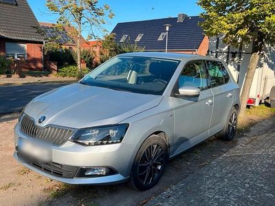 Silber Gebraucht 2017 Skoda Fabia Drive Kleinwagen | 9.500 € (Fairer Preis)