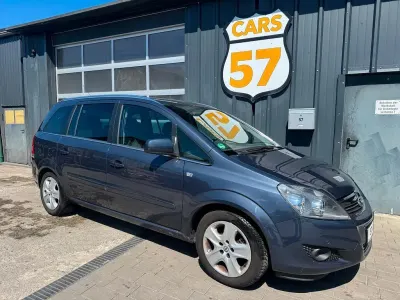 Gebraucht Opel Zafira Design Edition 140 PS (102 kW) 2011 Blau Van / Kleinbus