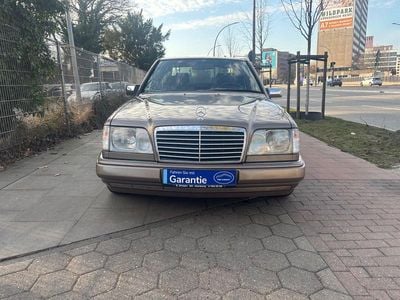 Usata Mercedes 260 160 CV (117 kW) 1989 Marrone Berlina