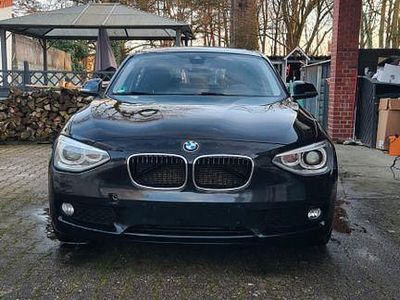 Gebraucht BMW 116 136 PS (100 kW) 2012 Schwarz Kleinwagen