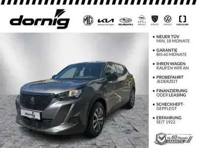 Käytetty Peugeot 2008 Active 101 HP (74 kW) 2023 Harmaa Katumaasturi