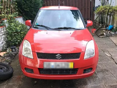 Gebraucht Suzuki Swift 92 PS (67 kW) 2008 Rot Kleinwagen