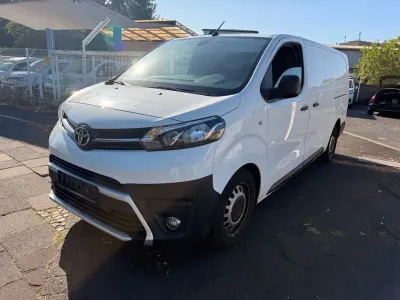 Gebraucht Toyota Proace Comfort 122 PS (89 kW) 2019 Weiß Van / Kleinbus