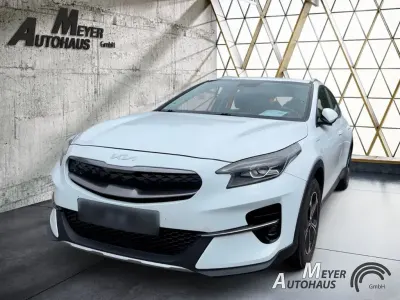 Gebraucht Kia XCeed Vision 141 PS (103 kW) 2022 Weiß SUV