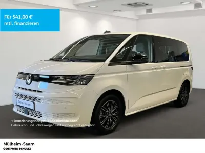 Käytetty VW Multivan Basis 150 HP (110 kW) 2023 Valkoinen Tila-auto