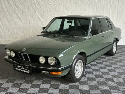 Gebraucht BMW 528 Basis 184 PS (135 kW) 1982 Grün Limousine