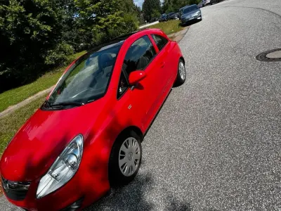 Gebraucht Opel Corsa 90 PS (66 kW) 2007 Rot Kleinwagen