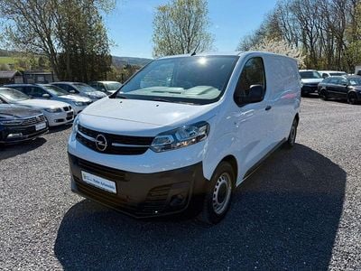 Second-hand Opel Vivaro Edition 120 CP (88 kW) 2023 Alb Monovolum