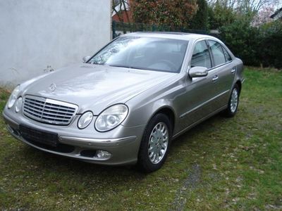 gebraucht Mercedes E200 