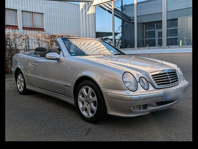 Usata Mercedes 200 Avantgarde 136 CV (100 kW) 2000 Argento Cabrio