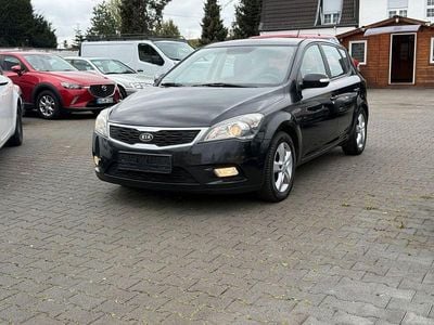 Gebraucht Kia Ceed Spirit 116 PS (85 kW) 2011 Schwarz Kleinwagen