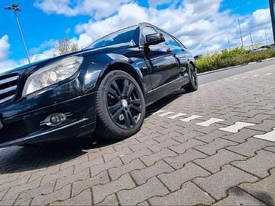 Second-hand Mercedes C220 170 CP (125 kW) 2008 Negru Break