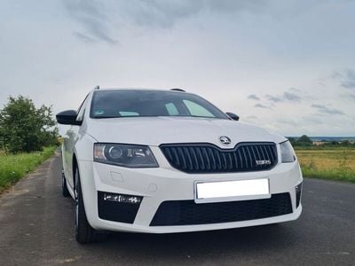 Weiß Gebraucht 2013 Skoda Octavia RS Kombi | 12.000 € (Guter Preis)