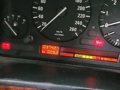 Gebraucht BMW 730 188 PS (138 kW) 1990 Weiß Limousine