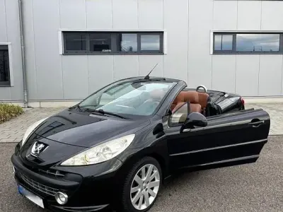 Usata Peugeot 207 CC 120 CV (88 kW) 2009 Nero Cabrio