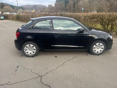 Second-hand Audi A1 S-Line 86 CP (63 kW) 2012 Negru Hatchback