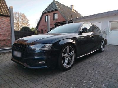Używany Audi A4 S-Line 250 KM (183 kW) 2014 Niebieski Kombi