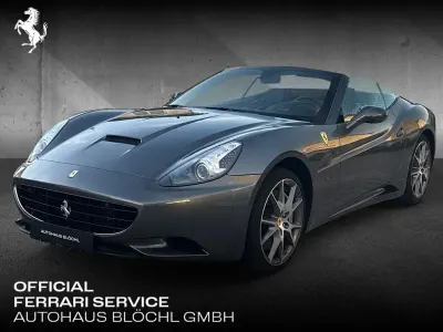 Gebraucht Ferrari California 460 PS (338 kW) 2010 Grigio silverstone Cabrio