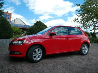 Gebraucht Skoda Fabia Ambition 75 PS (55 kW) 2019 Rot Kleinwagen