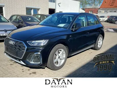 Używany Audi Q5 S-Line 163 KM (119 kW) 2022 Czarny SUV