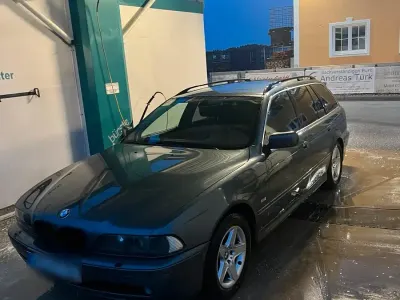 Gebraucht BMW 520 170 PS (125 kW) 2002 Grau Kombi
