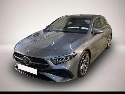 Gebraucht Mercedes A180 AMG line 136 PS (100 kW) 2025 Manufacturer Limousine