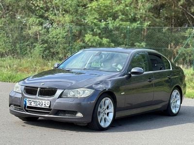 BMW 325