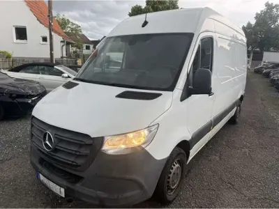Gebraucht Mercedes Sprinter 143 PS (105 kW) 2019 Arktikweiss Van