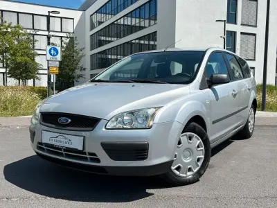 Gebraucht Ford Focus Fun X 101 PS (74 kW) 2007 Silber Limousine