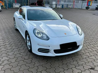 Gebraucht Porsche Panamera 4S 420 PS (308 kW) 2014 Weiß Kleinwagen