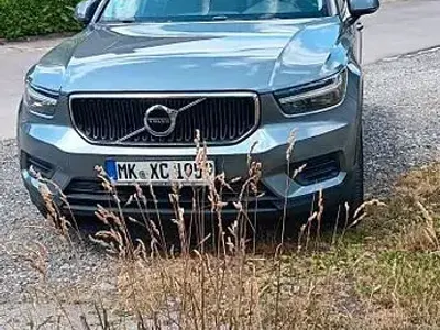 Gebraucht Volvo XC40 Momentum 150 PS (110 kW) 2019 Grau SUV