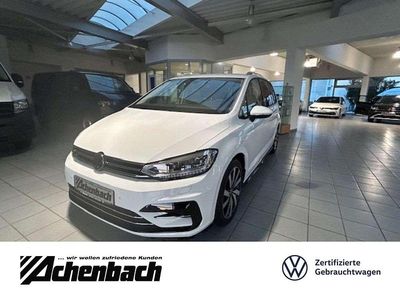 Pure white Gebraucht 2024 VW Touran Move Van / Kleinbus | 42.990 €