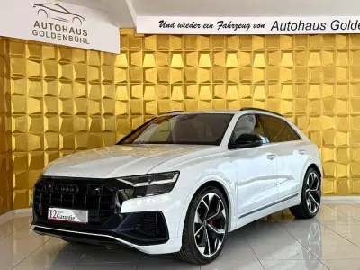 Gebraucht Audi Q8 Sport 286 PS (210 kW) 2019 Gletscherweiß SUV