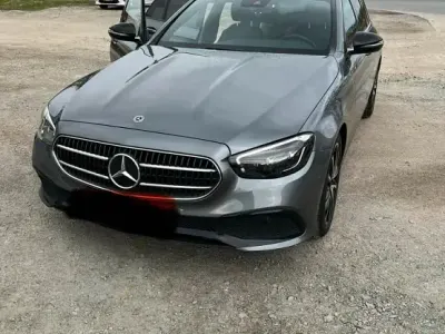 Gebraucht Mercedes E200 214 PS (157 kW) 2020 Grau Kombi