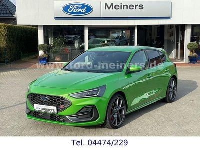 Usata Ford Focus ST 280 CV (205 kW) 2022 Verde Berlina