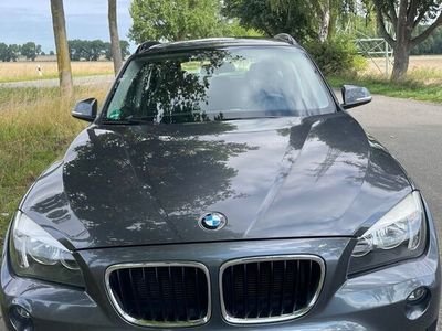 gebraucht BMW X1 sDrive18d - sehr gepflegt- Pano, Schiebedach